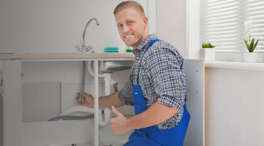 Expert burst pipe repair services in McIntyre, PA